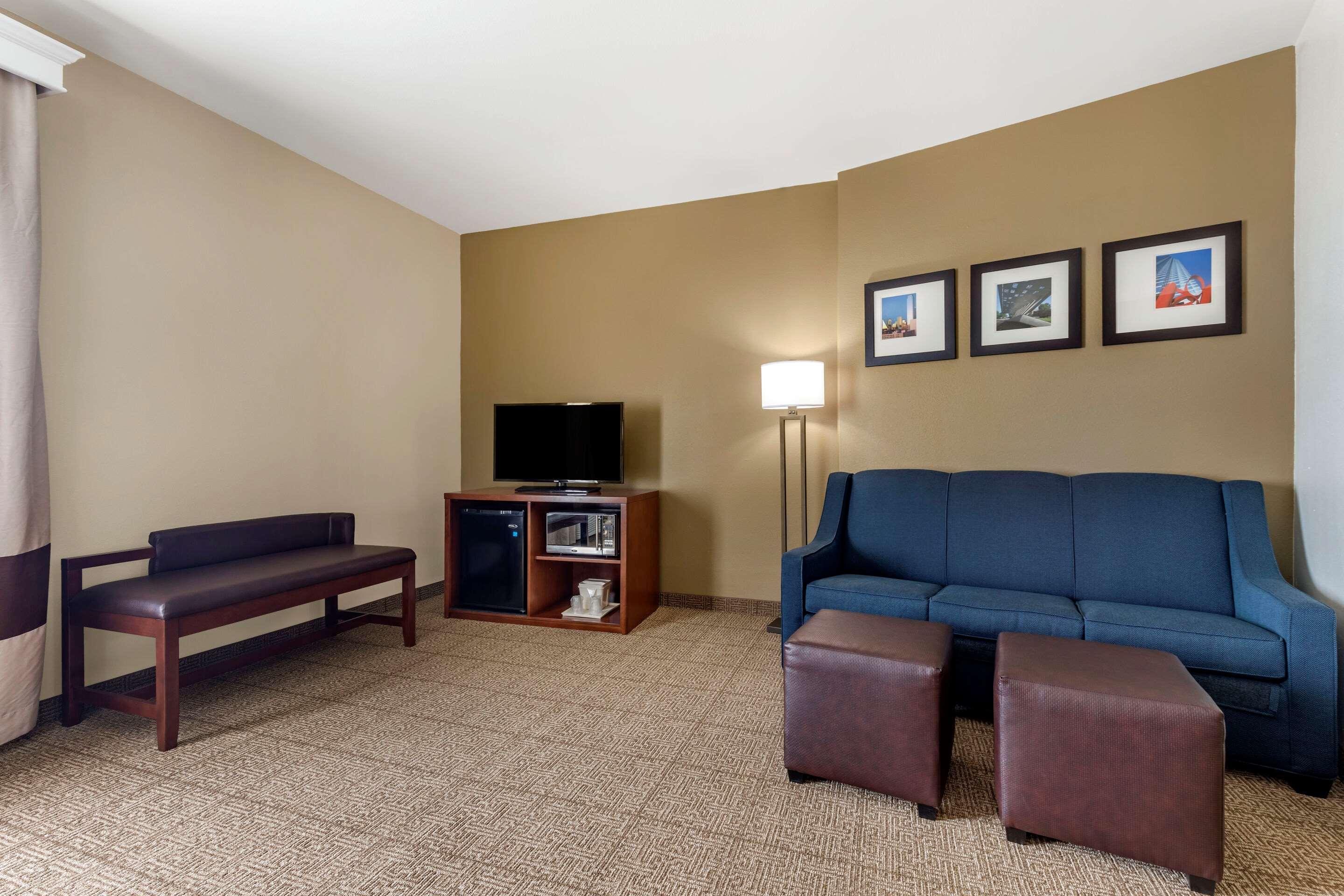 Comfort Suites West Dallas - Cockrell Hill Eksteriør bilde