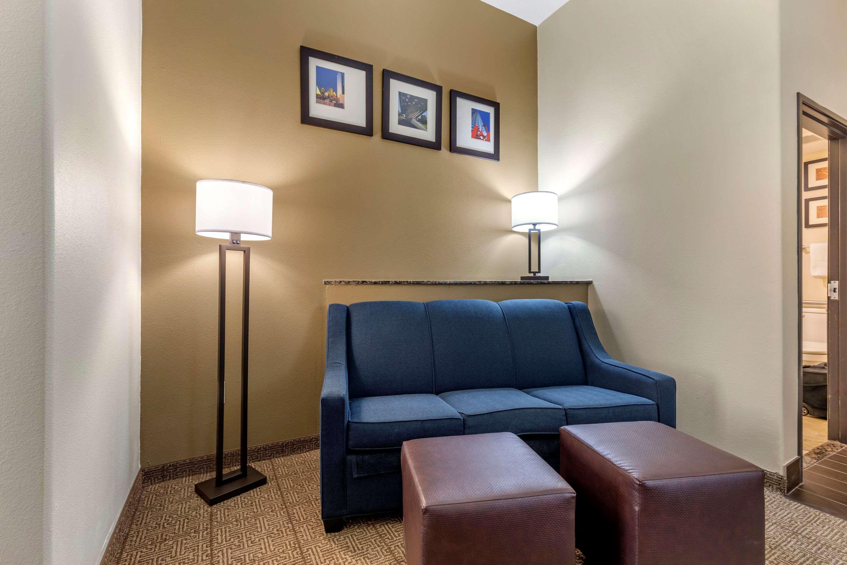 Comfort Suites West Dallas - Cockrell Hill Eksteriør bilde