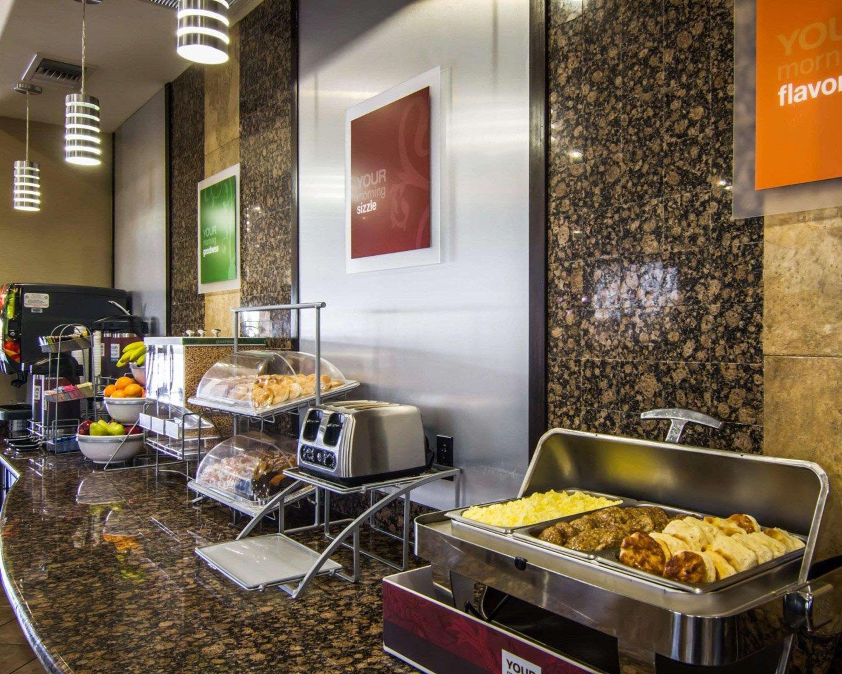 Comfort Suites West Dallas - Cockrell Hill Eksteriør bilde