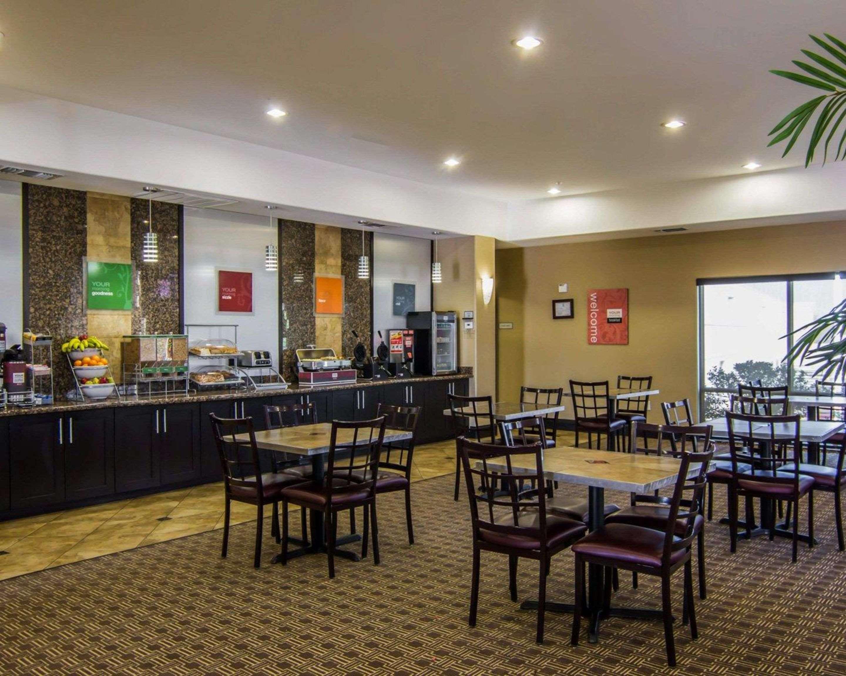 Comfort Suites West Dallas - Cockrell Hill Eksteriør bilde