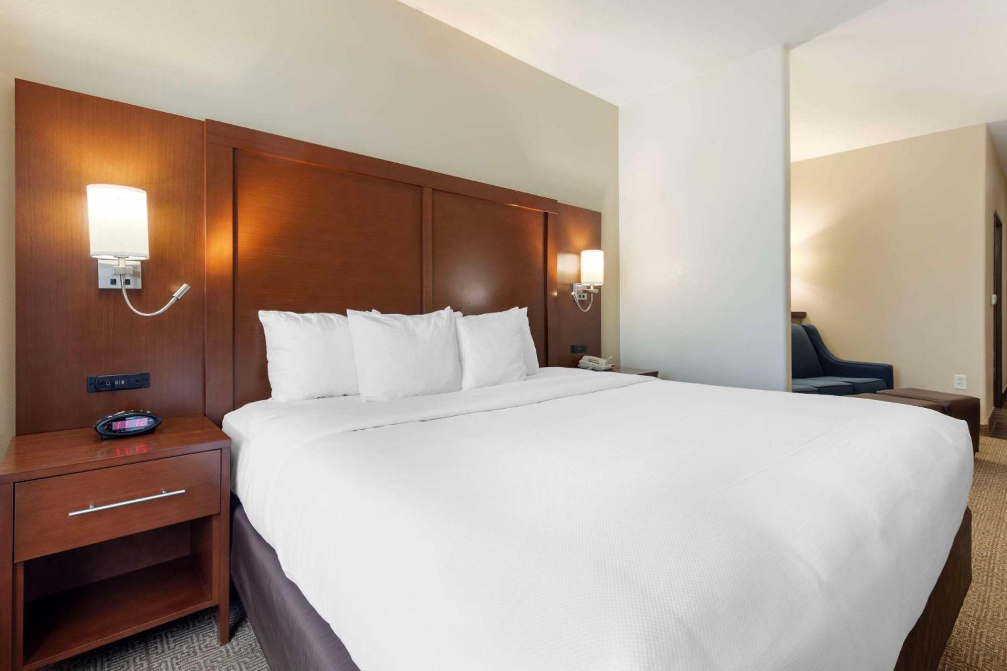 Comfort Suites West Dallas - Cockrell Hill Eksteriør bilde