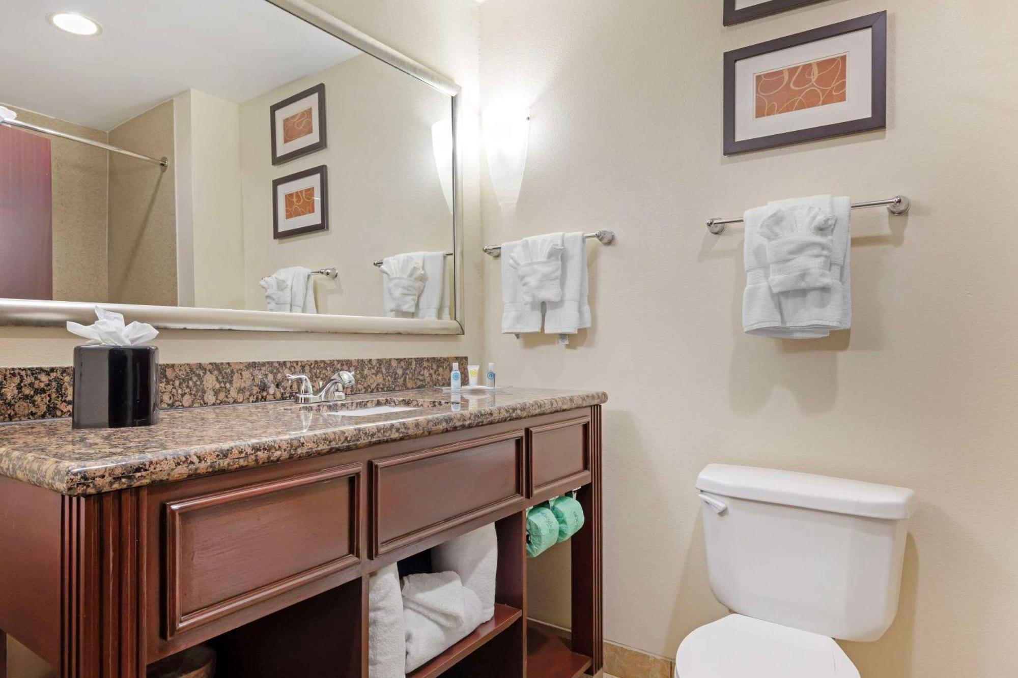 Comfort Suites West Dallas - Cockrell Hill Eksteriør bilde